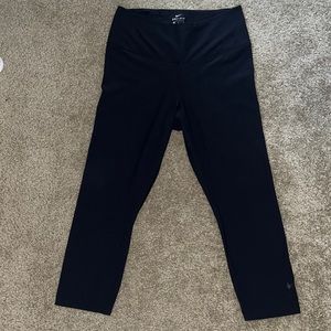LAST CHANCE Nike tight fitting leggings